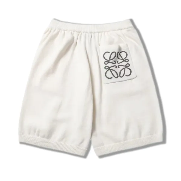 【LOEWE 公式旗艦店】ロエベ ショートパンツ ご好評に付き再入荷! 【LOEWE 公式旗艦店】ロエベ ショートパンツ ご好評に付き再入荷!