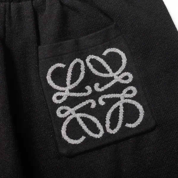 【LOEWE 公式旗艦店】ロエベ ショートパンツ ご好評に付き再入荷! 【LOEWE 公式旗艦店】ロエベ ショートパンツ ご好評に付き再入荷!