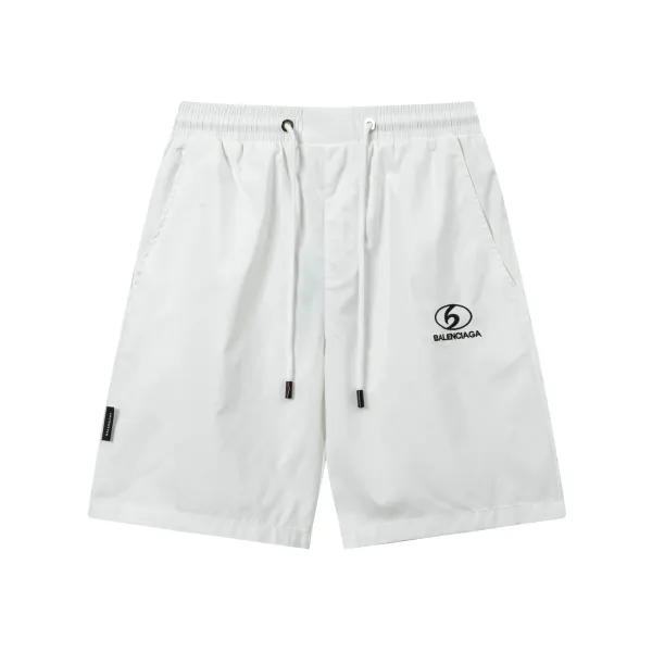 【BALENCIAGA 公式旗艦店】バレンシアガ ショートパンツご好評に付き再入荷!250227 【BALENCIAGA 公式旗艦店】バレンシアガ ショートパンツご好評に付き再入荷!250227