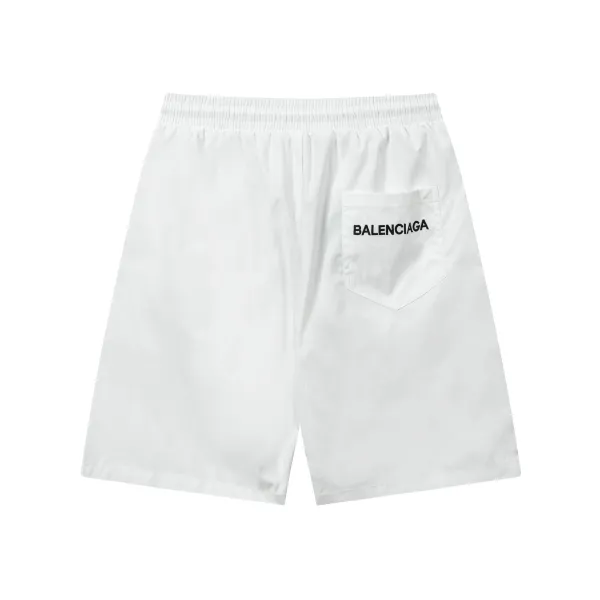 【BALENCIAGA 公式旗艦店】バレンシアガ ショートパンツご好評に付き再入荷!250227 【BALENCIAGA 公式旗艦店】バレンシアガ ショートパンツご好評に付き再入荷!250227