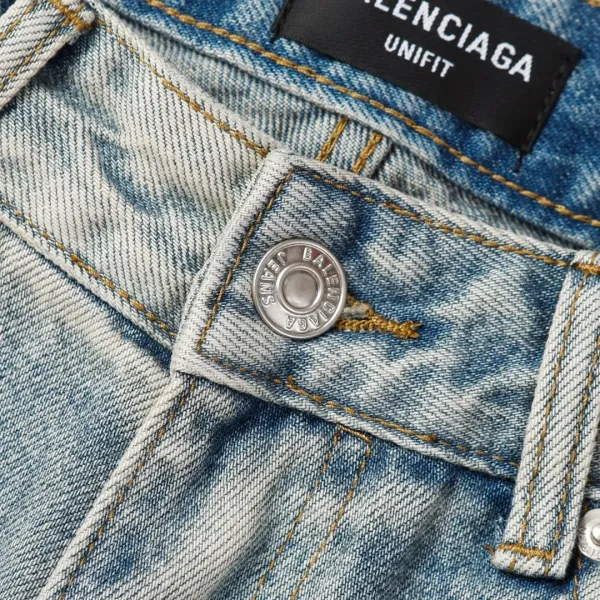 【BALENCIAGA 公式旗艦店】バレンシアガ ショートパンツご好評に付き再入荷 240717 【BALENCIAGA 公式旗艦店】バレンシアガ ショートパンツご好評に付き再入荷 240717