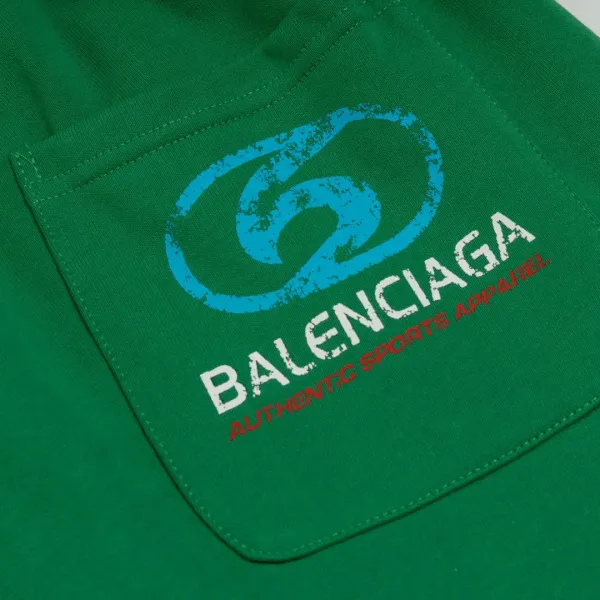 【BALENCIAGA 公式旗艦店】バレンシアガ ショートパンツ ご好評に付き再入荷! 【BALENCIAGA 公式旗艦店】バレンシアガ ショートパンツ ご好評に付き再入荷!