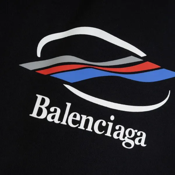 【BALENCIAGA 公式旗艦店】バレンシアガ ショートパンツ ご好評に付き再入荷! 【BALENCIAGA 公式旗艦店】バレンシアガ ショートパンツ ご好評に付き再入荷!