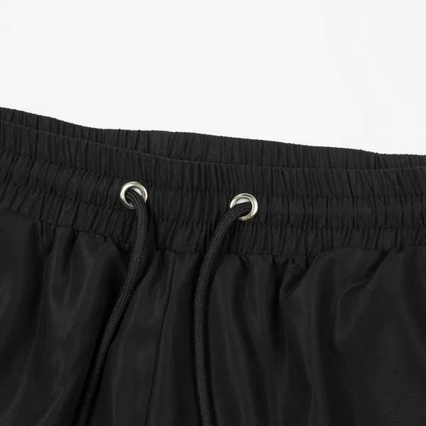 【BALENCIAGA 公式旗艦店】バレンシアガ ショートパンツ ご好評に付き再入荷! 【BALENCIAGA 公式旗艦店】バレンシアガ ショートパンツ ご好評に付き再入荷!