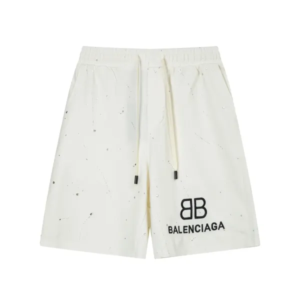 【BALENCIAGA 公式旗艦店】バレンシアガ ショートパンツ ご好評に付き再入荷! 【BALENCIAGA 公式旗艦店】バレンシアガ ショートパンツ ご好評に付き再入荷!