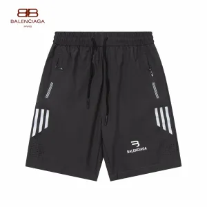 【BALENCIAGA 公式旗艦店】バレンシアガ ショートパンツ ご好評に付き再入荷! 【BALENCIAGA 公式旗艦店】バレンシアガ ショートパンツ ご好評に付き再入荷!