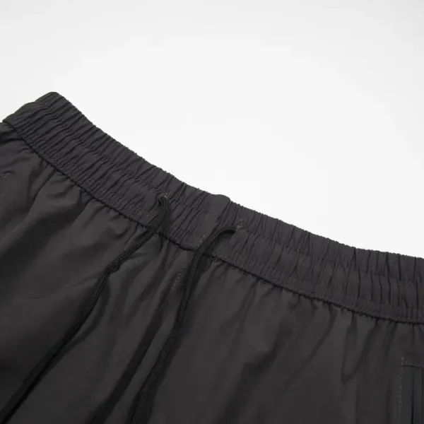 【BALENCIAGA 公式旗艦店】バレンシアガ ショートパンツ ご好評に付き再入荷! 【BALENCIAGA 公式旗艦店】バレンシアガ ショートパンツ ご好評に付き再入荷!