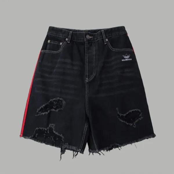 【BALENCIAGA  公式旗艦店】バレンシアガ   ショートパンツ  ご好評に付き再入荷！