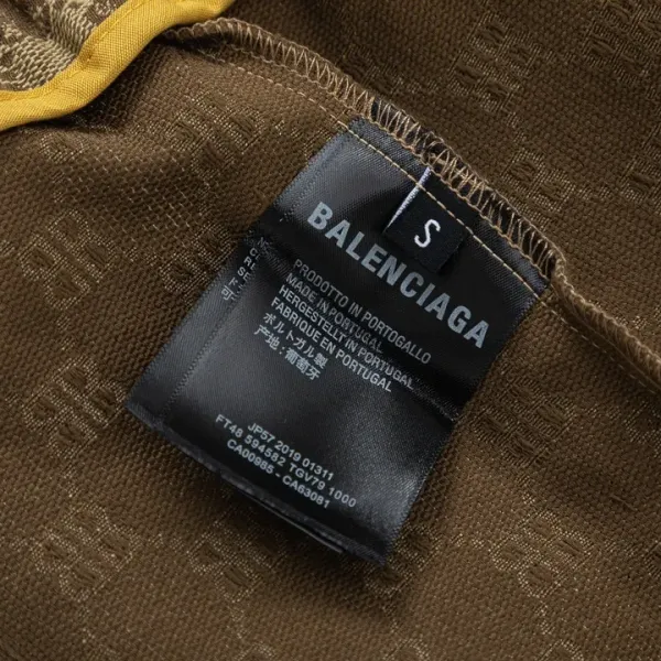 【BALENCIAGA 公式旗艦店】バレンシアガ ショートパンツ ご好評に付き再入荷! 【BALENCIAGA 公式旗艦店】バレンシアガ ショートパンツ ご好評に付き再入荷!