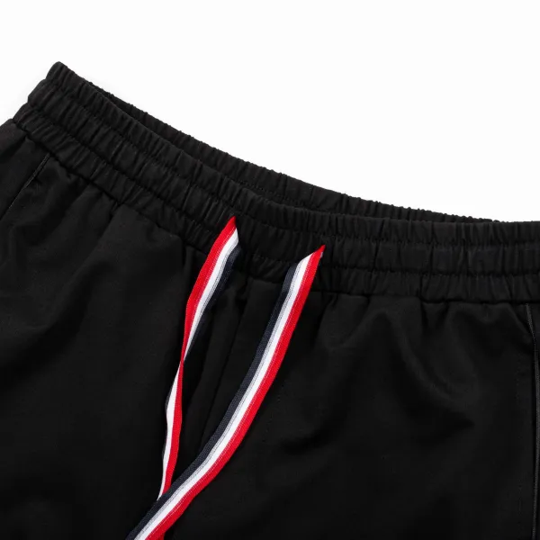 【MONCLER 公式旗艦店】モンクレール ショートパンツご好評に付き再入荷!250225 【MONCLER 公式旗艦店】モンクレール ショートパンツご好評に付き再入荷!250225