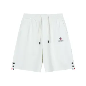 【MONCLER 公式旗艦店】モンクレール ショートパンツご好評に付き再入荷!250225 【MONCLER 公式旗艦店】モンクレール ショートパンツご好評に付き再入荷!250225