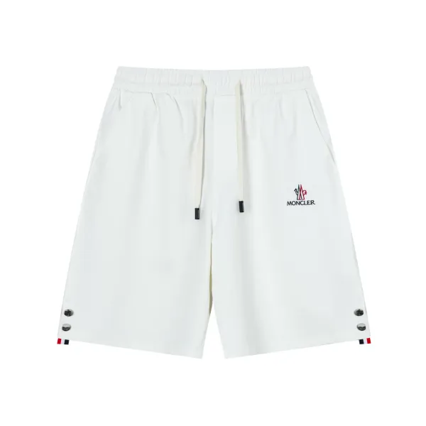 【MONCLER 公式旗艦店】モンクレール ショートパンツご好評に付き再入荷!250225 【MONCLER 公式旗艦店】モンクレール ショートパンツご好評に付き再入荷!250225