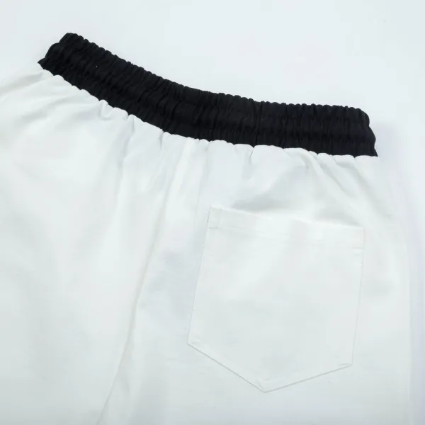 【MONCLER 公式旗艦店】モンクレール ショートパンツご好評に付き再入荷!250225 【MONCLER 公式旗艦店】モンクレール ショートパンツご好評に付き再入荷!250225