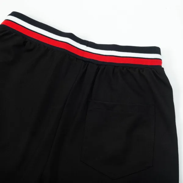 【MONCLER 公式旗艦店】モンクレール ショートパンツご好評に付き再入荷!250225 【MONCLER 公式旗艦店】モンクレール ショートパンツご好評に付き再入荷!250225