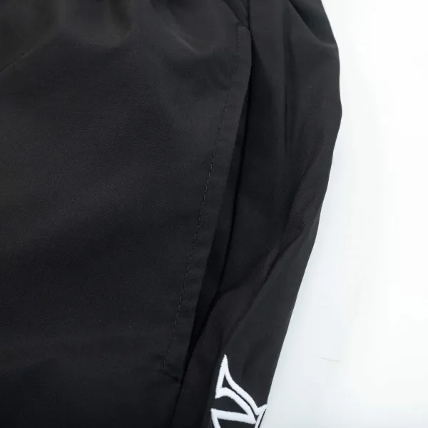 【MONCLER 公式旗艦店】モンクレール ショートパンツご好評に付き再入荷!250225 【MONCLER 公式旗艦店】モンクレール ショートパンツご好評に付き再入荷!250225