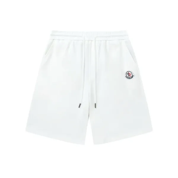 【MONCLER 公式旗艦店】モンクレール ショートパンツご好評に付き再入荷!250225 【MONCLER 公式旗艦店】モンクレール ショートパンツご好評に付き再入荷!250225