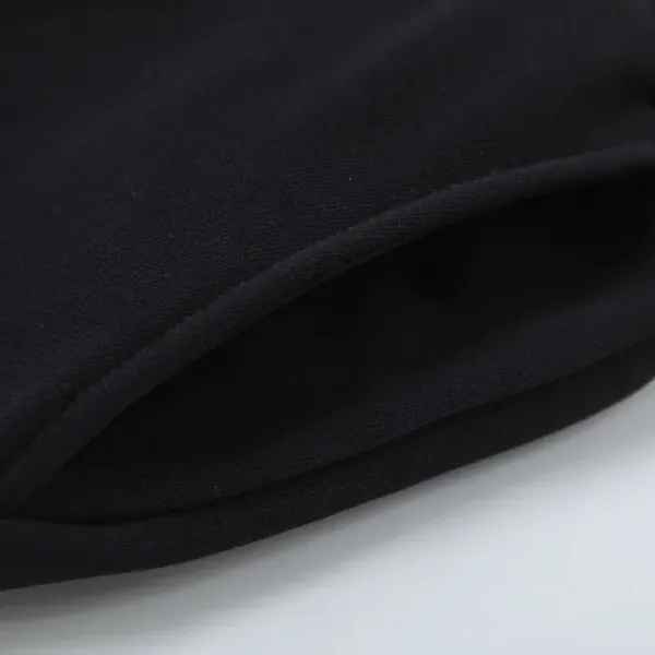 【MONCLER 公式旗艦店】モンクレール ショートパンツご好評に付き再入荷!250225 【MONCLER 公式旗艦店】モンクレール ショートパンツご好評に付き再入荷!250225