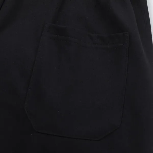 【MONCLER 公式旗艦店】モンクレール ショートパンツご好評に付き再入荷!250225 【MONCLER 公式旗艦店】モンクレール ショートパンツご好評に付き再入荷!250225