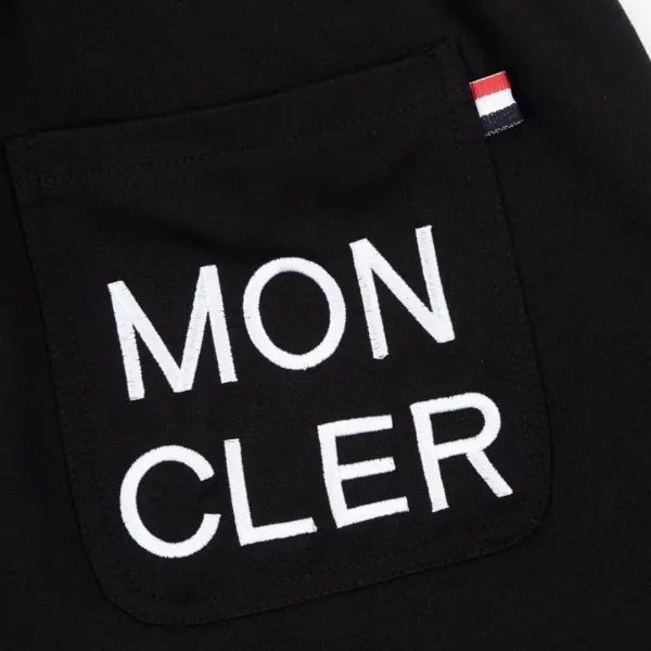 【MONCLER 公式旗艦店】モンクレール   ショートパンツ  ご好評に付き再入荷！