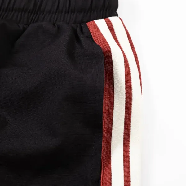 【MONCLER 公式旗艦店】モンクレール ショートパンツ ご好評に付き再入荷! 【MONCLER 公式旗艦店】モンクレール ショートパンツ ご好評に付き再入荷!