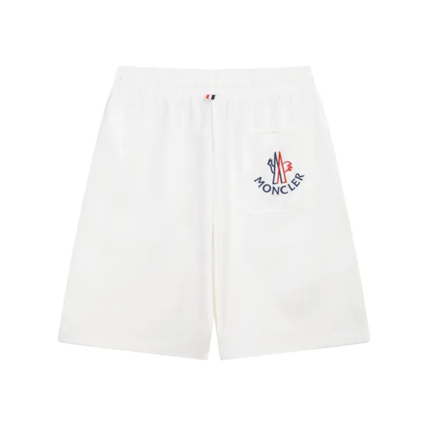 【MONCLER  公式旗艦店】モンクレール  ショートパンツ  ご好評に付き再入荷！