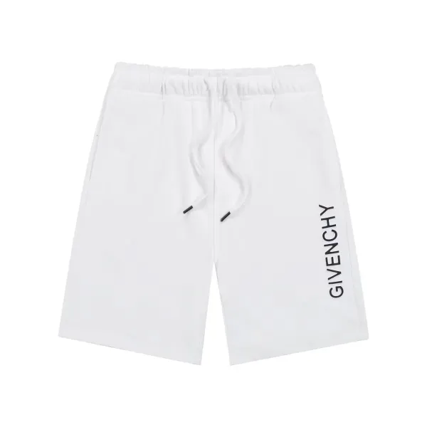 【GIVENCHY 公式旗艦店】ジバンシー ショートパンツ ご好評に付き再入荷! 【GIVENCHY 公式旗艦店】ジバンシー ショートパンツ ご好評に付き再入荷!