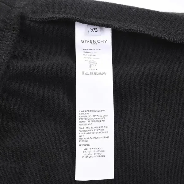 【GIVENCHY 公式旗艦店】ジバンシー ショートパンツ ご好評に付き再入荷! 【GIVENCHY 公式旗艦店】ジバンシー ショートパンツ ご好評に付き再入荷!