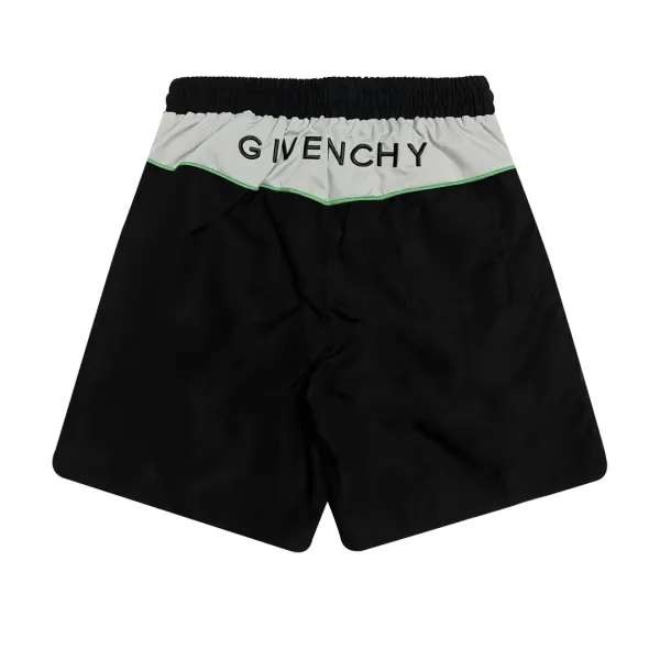 【GIVENCHY 公式旗艦店】ジバンシー ショートパンツご好評に付き再入荷! 【GIVENCHY 公式旗艦店】ジバンシー ショートパンツご好評に付き再入荷!