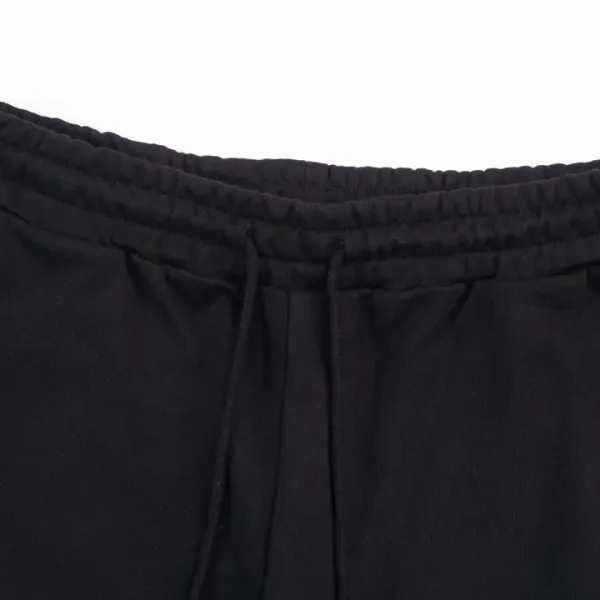 【GIVENCHY 公式旗艦店】ジバンシー ショートパンツご好評に付き再入荷! 【GIVENCHY 公式旗艦店】ジバンシー ショートパンツご好評に付き再入荷!