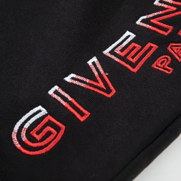 【GIVENCHY  公式旗艦店】 ジバンシー  ショートパンツ  ご好評に付き再入荷！