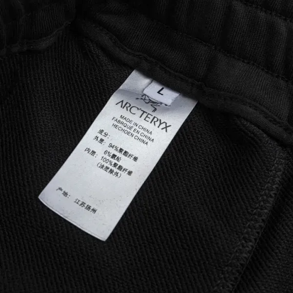 【GIVENCHY  公式旗艦店】 ジバンシー  ショートパンツ  ご好評に付き再入荷！