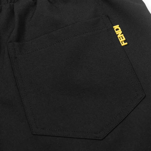 【FENDI 公式旗艦店】フェンディ ショートパンツご好評に付き再入荷!250226 【FENDI 公式旗艦店】フェンディ ショートパンツご好評に付き再入荷!250226