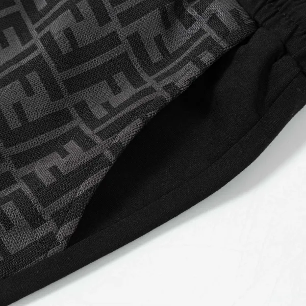 【FENDI 公式旗艦店】フェンディ ショートパンツご好評に付き再入荷!250226 【FENDI 公式旗艦店】フェンディ ショートパンツご好評に付き再入荷!250226