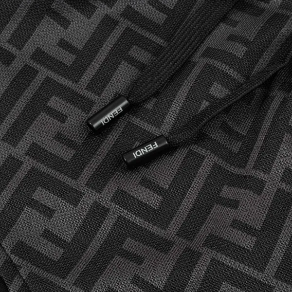 【FENDI 公式旗艦店】フェンディ ショートパンツご好評に付き再入荷!250226 【FENDI 公式旗艦店】フェンディ ショートパンツご好評に付き再入荷!250226