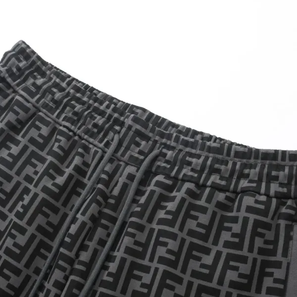 【FENDI 公式旗艦店】フェンディ ショートパンツご好評に付き再入荷!250226 【FENDI 公式旗艦店】フェンディ ショートパンツご好評に付き再入荷!250226