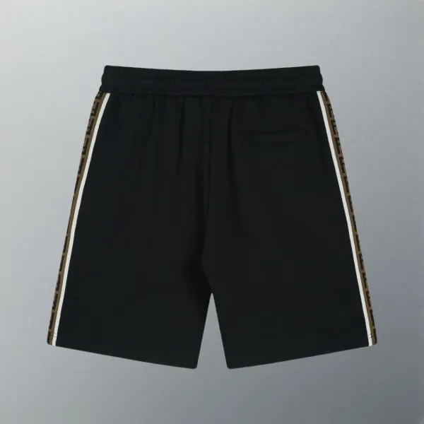 【FENDI  公式旗艦店】フェンディ  ショートパンツご好評に付き再入荷！250226