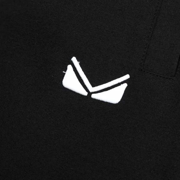 【FENDI  公式旗艦店】フェンディ  ショートパンツご好評に付き再入荷！250226