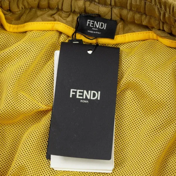 【FENDI 公式旗艦店】フェンディ ショートパンツご好評に付き再入荷!250226 【FENDI 公式旗艦店】フェンディ ショートパンツご好評に付き再入荷!250226