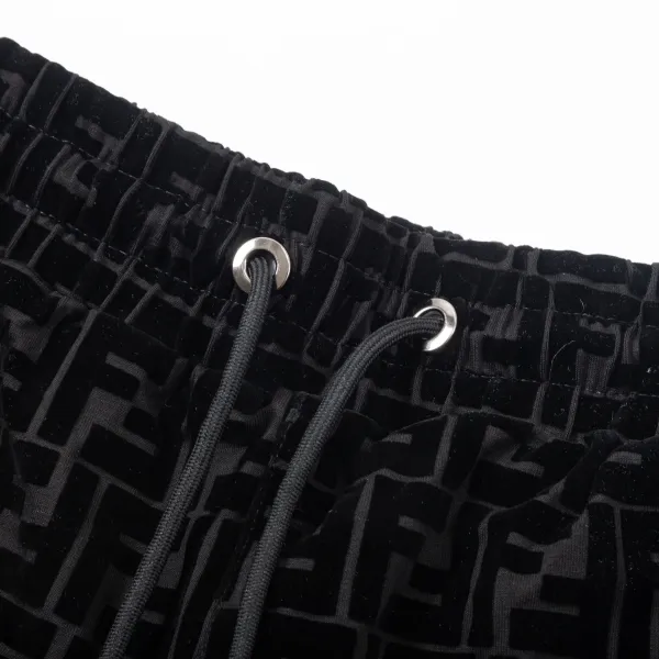 【FENDI 公式旗艦店】フェンディ ショートパンツご好評に付き再入荷!250226 【FENDI 公式旗艦店】フェンディ ショートパンツご好評に付き再入荷!250226