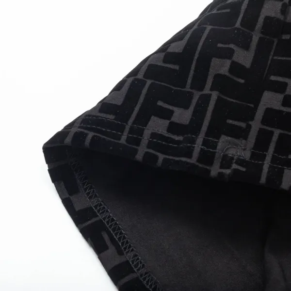 【FENDI 公式旗艦店】フェンディ ショートパンツご好評に付き再入荷!250226 【FENDI 公式旗艦店】フェンディ ショートパンツご好評に付き再入荷!250226