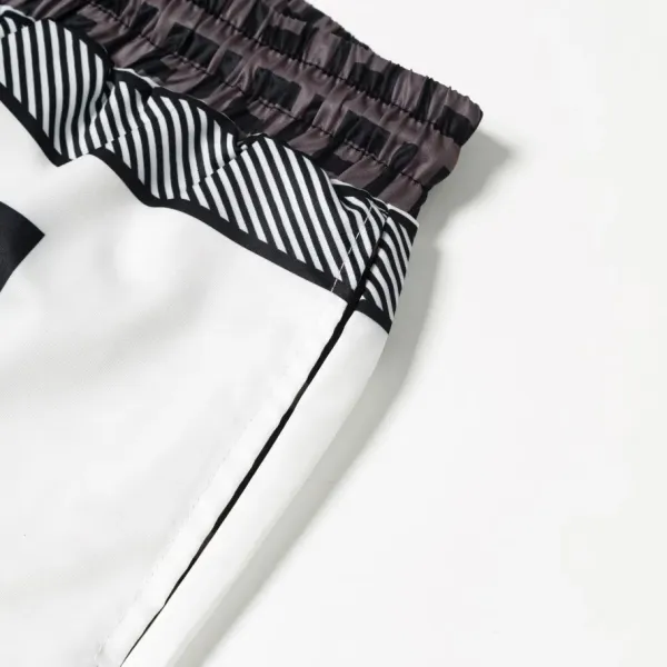 【FENDI 公式旗艦店】フェンディ ショートパンツご好評に付き再入荷 24624 【FENDI 公式旗艦店】フェンディ ショートパンツご好評に付き再入荷 24624