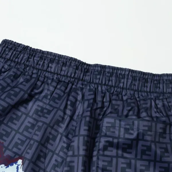 【FENDI 公式旗艦店】フェンディ ショートパンツご好評に付き再入荷 24624 【FENDI 公式旗艦店】フェンディ ショートパンツご好評に付き再入荷 24624