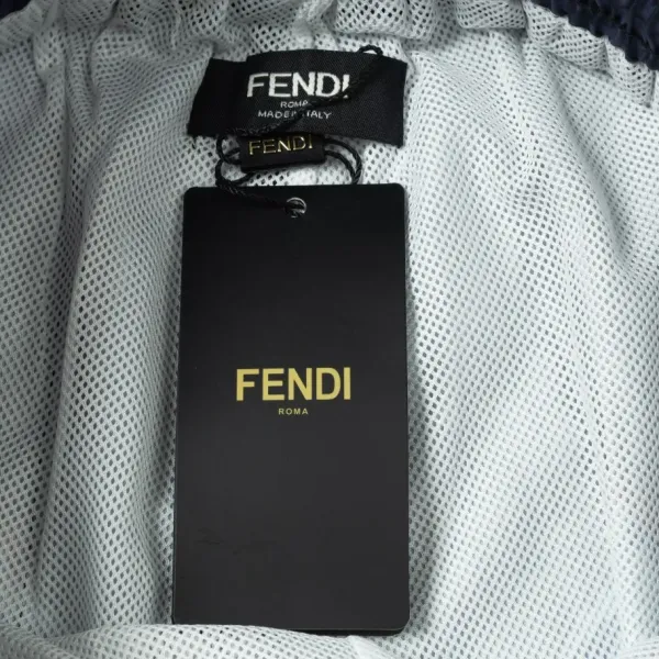 【FENDI 公式旗艦店】フェンディ ショートパンツご好評に付き再入荷 24624 【FENDI 公式旗艦店】フェンディ ショートパンツご好評に付き再入荷 24624