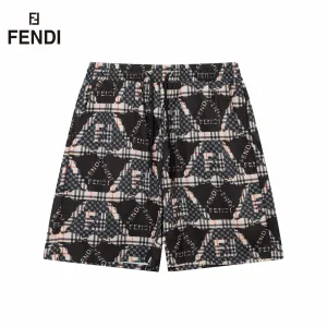 【FENDI 公式旗艦店】フェンディ ショートパンツ ご好評に付き再入荷! 【FENDI 公式旗艦店】フェンディ ショートパンツ ご好評に付き再入荷!