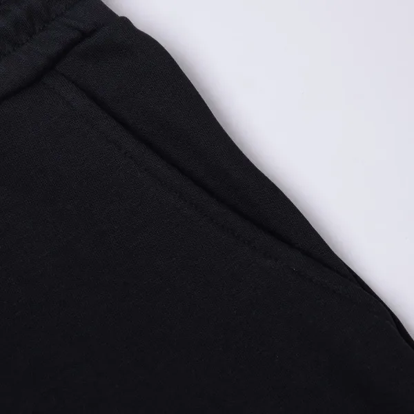 【FENDI 公式旗艦店】フェンディ ショートパンツご好評に付き再入荷! 【FENDI 公式旗艦店】フェンディ ショートパンツご好評に付き再入荷!