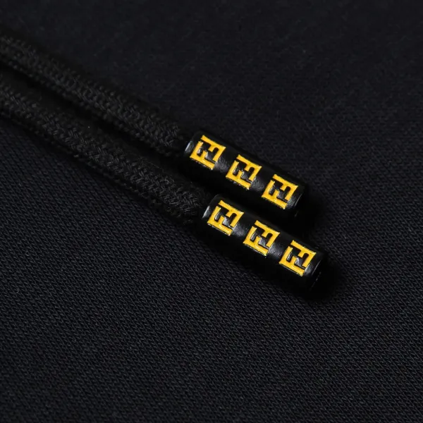 【FENDI 公式旗艦店】フェンディ ショートパンツご好評に付き再入荷! 【FENDI 公式旗艦店】フェンディ ショートパンツご好評に付き再入荷!