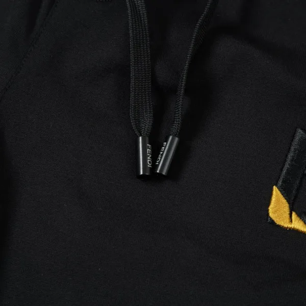 【FENDI 公式旗艦店】フェンディ ショートパンツご好評に付き再入荷! 【FENDI 公式旗艦店】フェンディ ショートパンツご好評に付き再入荷!