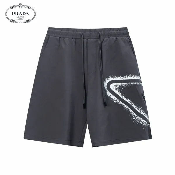 【PRADA 公式旗艦店】プラダ ショートパンツご好評に付き再入荷!250227 【PRADA 公式旗艦店】プラダ ショートパンツご好評に付き再入荷!250227