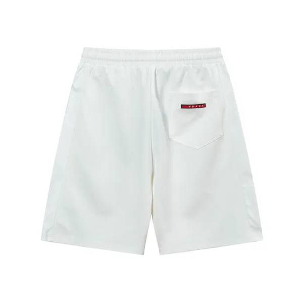【PRADA 公式旗艦店】プラダ ショートパンツご好評に付き再入荷!250227 【PRADA 公式旗艦店】プラダ ショートパンツご好評に付き再入荷!250227