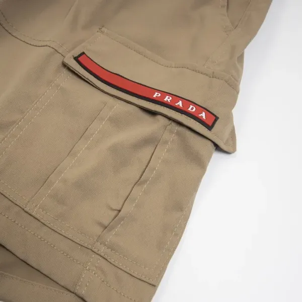 【PRADA 公式旗艦店】 プラダ ショートパンツ ご好評に付き再入荷 24624 【PRADA 公式旗艦店】 プラダ ショートパンツ ご好評に付き再入荷 24624